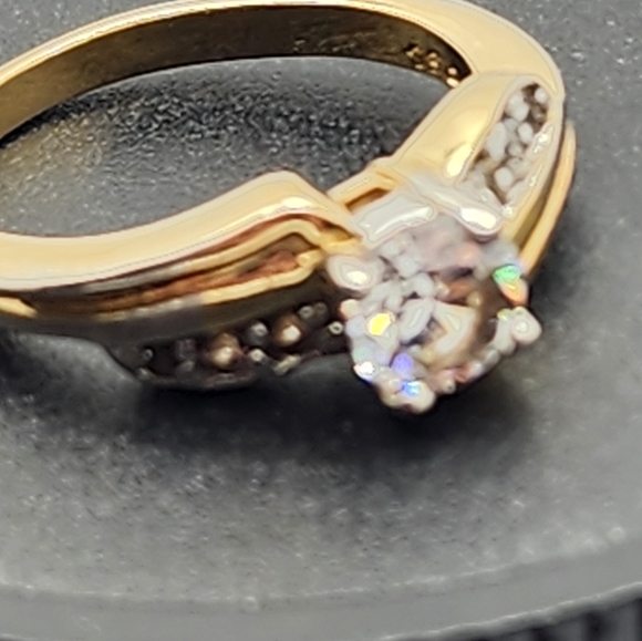 10k gold qmd diamond ring - Picture 5 of 8